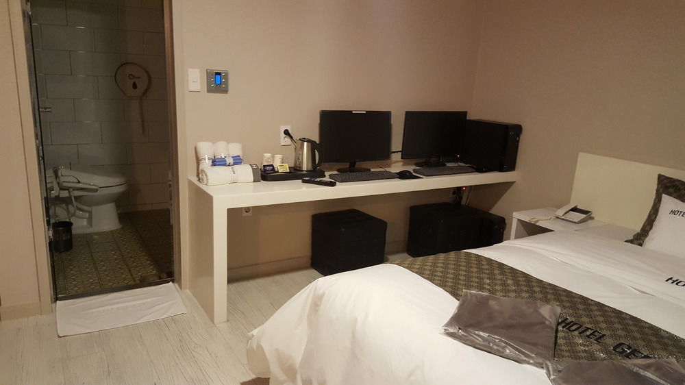 Hotel Gem Busan Esterno foto